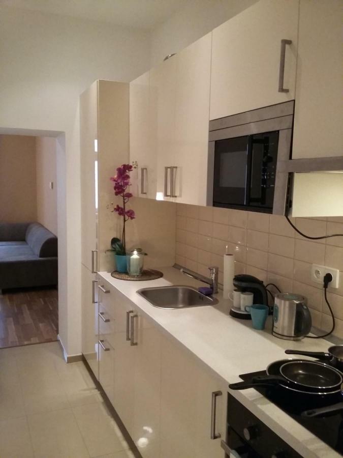 Angel Apartment Nr 4 Near To The Center Prága Kültér fotó